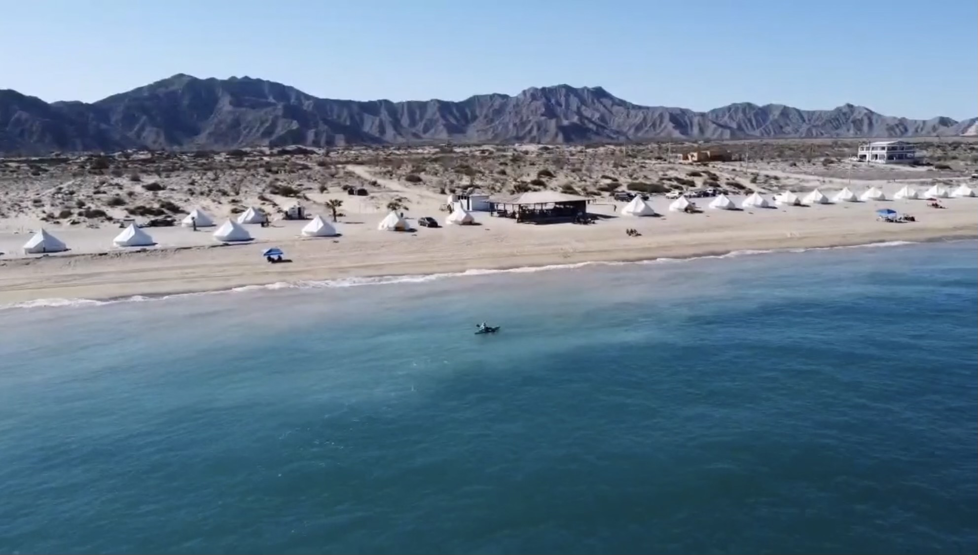 El Sanctuario Baja’s beachfront tents and desert landscape